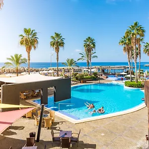 - Savoy Signature Calheta (Madeira)